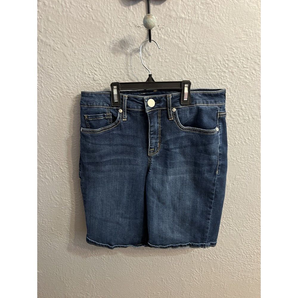 Seven7 Jean Shorts Size 8‎ Women's Bermuda Med Wash Stretch Mid Rise